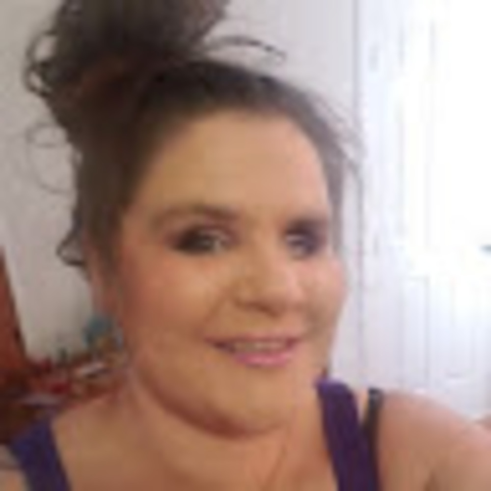 Meet your Posher, Elisa